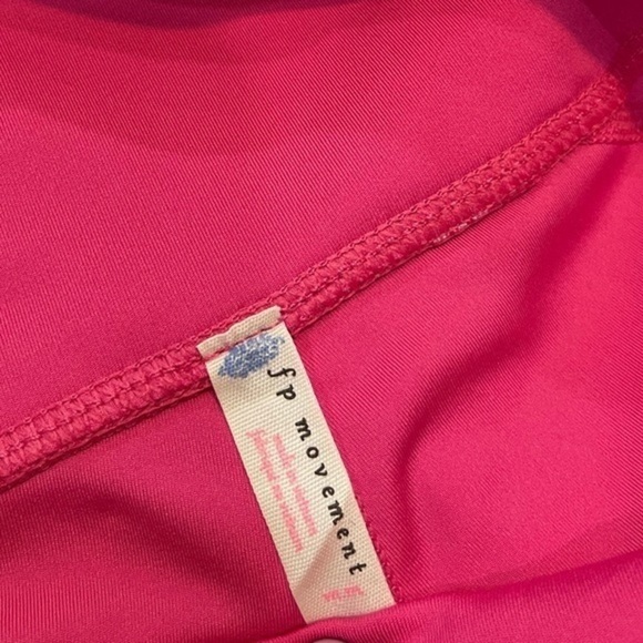 NWT Free People Movement Fuchsia Legging Size M - Picture 13 of 14